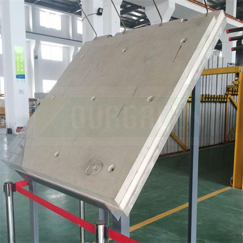 到底該如何選擇B1級(jí)擠塑板呢?